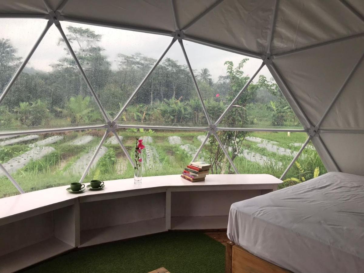 מגלאנג Borobudur Luxury Glamping מראה חיצוני תמונה